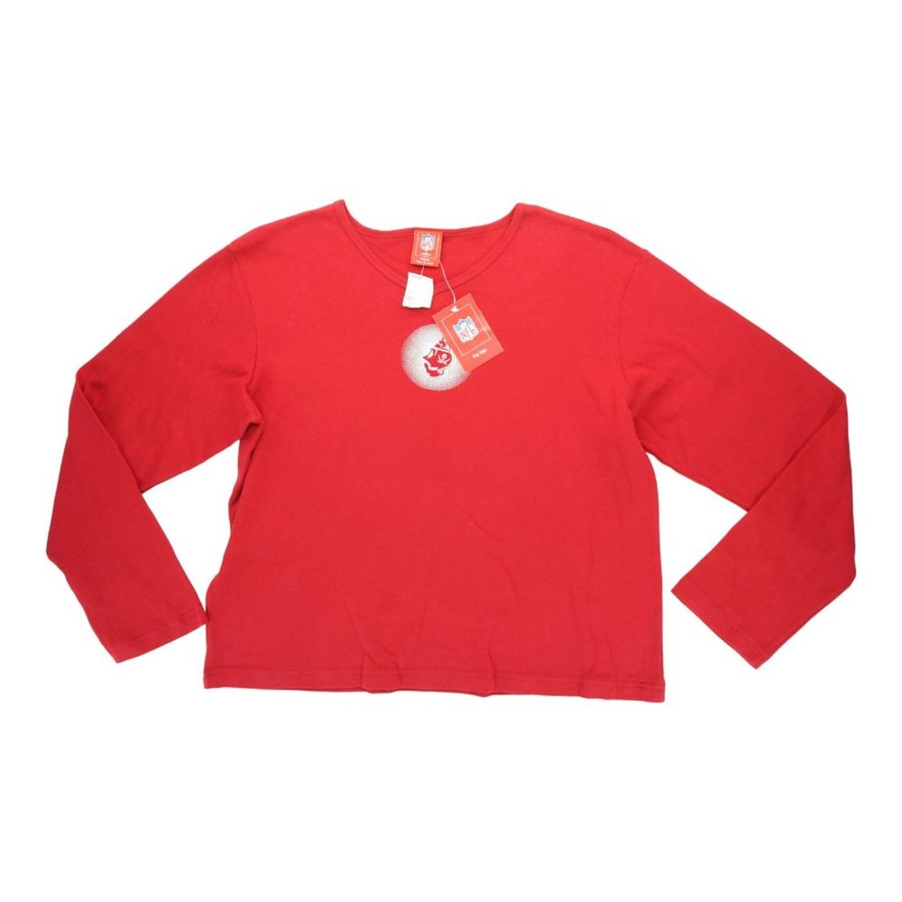NWT NFL T-Shirt XL Tampa Bay Buccaneers Womens V-Neck Red For Her‎